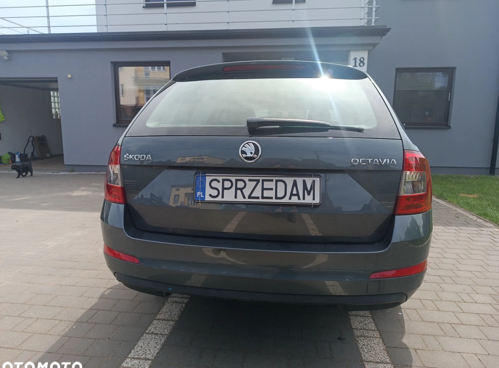 Skoda Octavia cena 33700 przebieg: 235000, rok produkcji 2015 z Starachowice małe 742